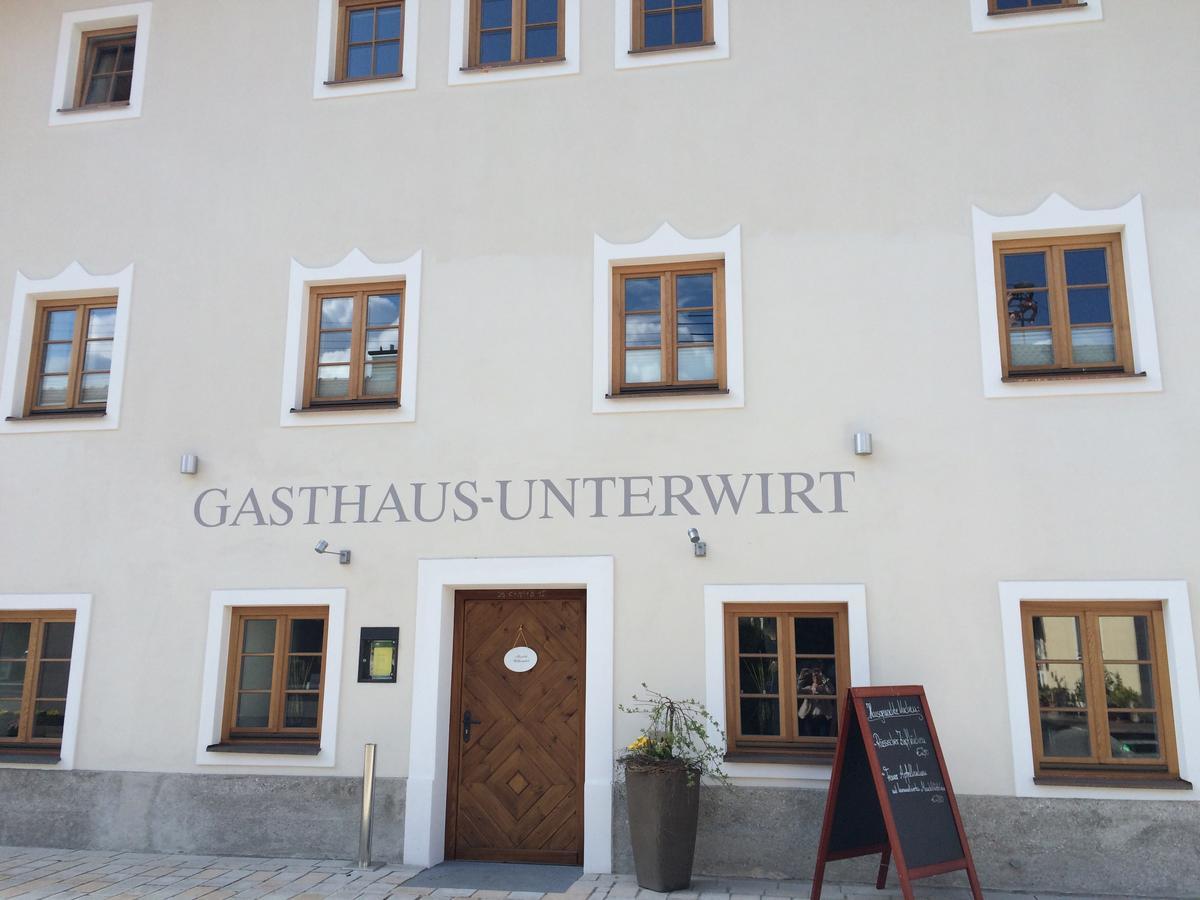 Gasthaus Unterwirt Fridolfing Екстериор снимка